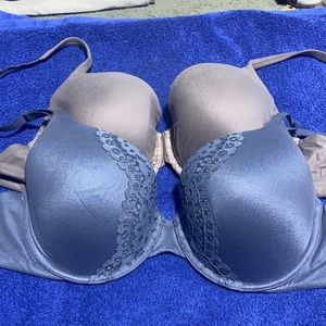 2 Victoria Secret Bras 34DD